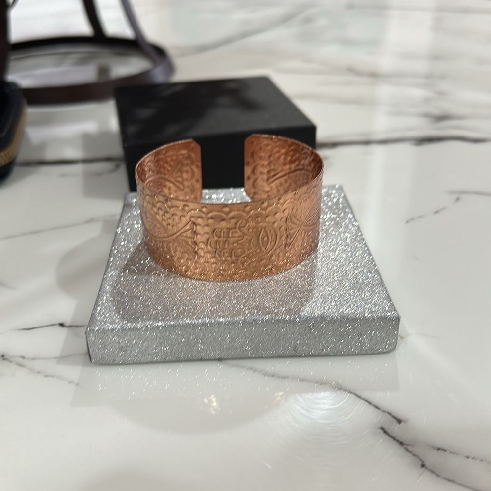 Brass Women's Handbracelet